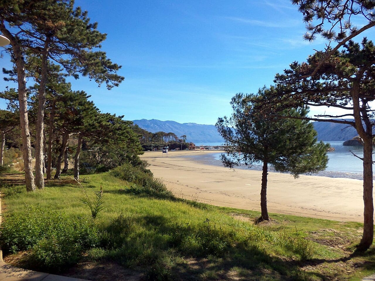 Paradise Beach (Rajska Plaža) in Lopar, Rab, Croatia