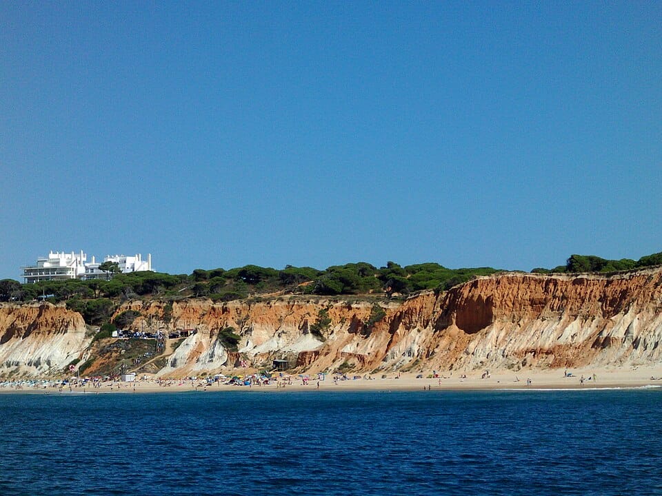 Praia da Falesia in Olhos de Agua, Algarve, Portugal