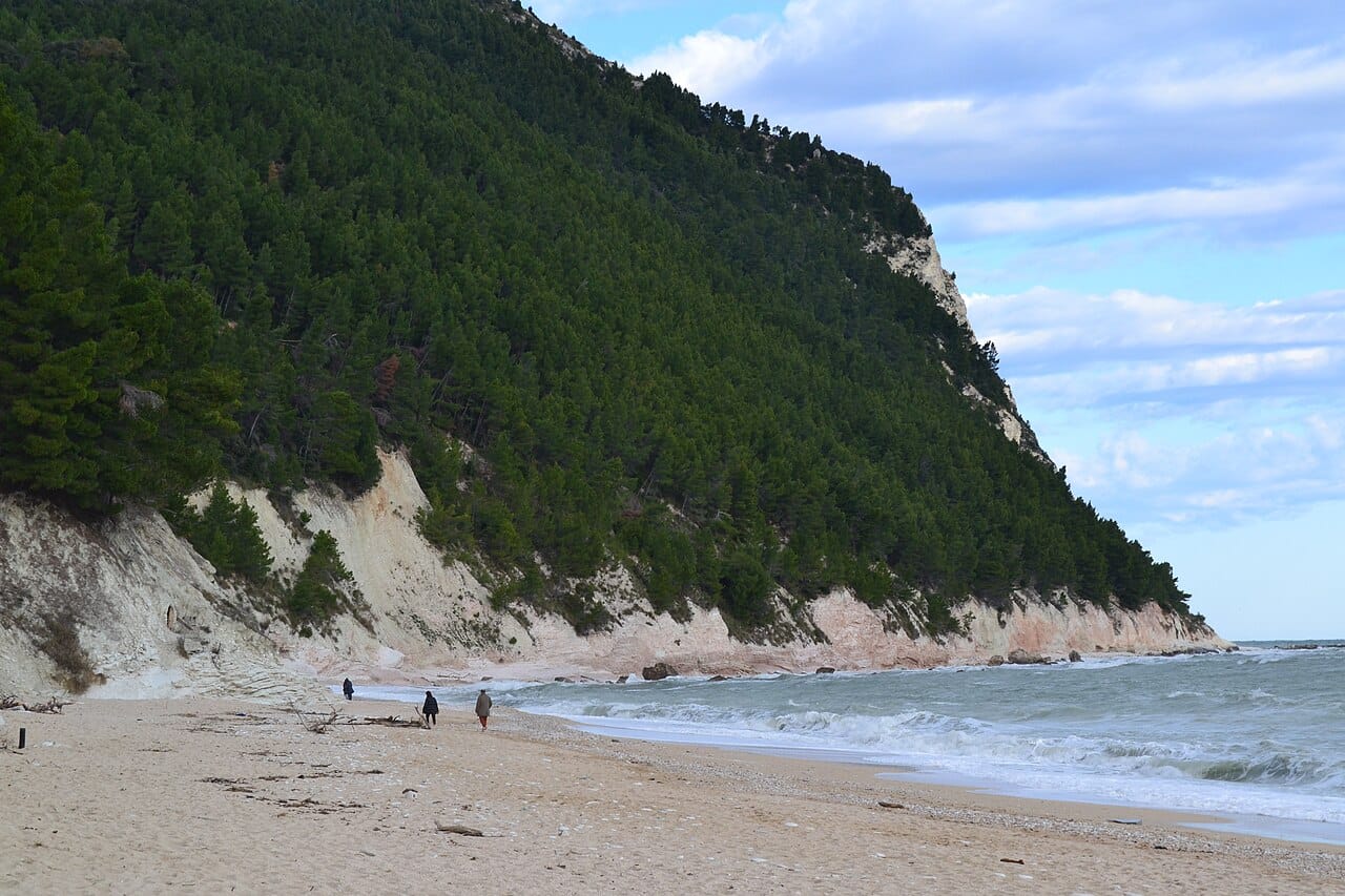 Spiaggia delle Due Sorelle in Sirolo, Marche, Italy