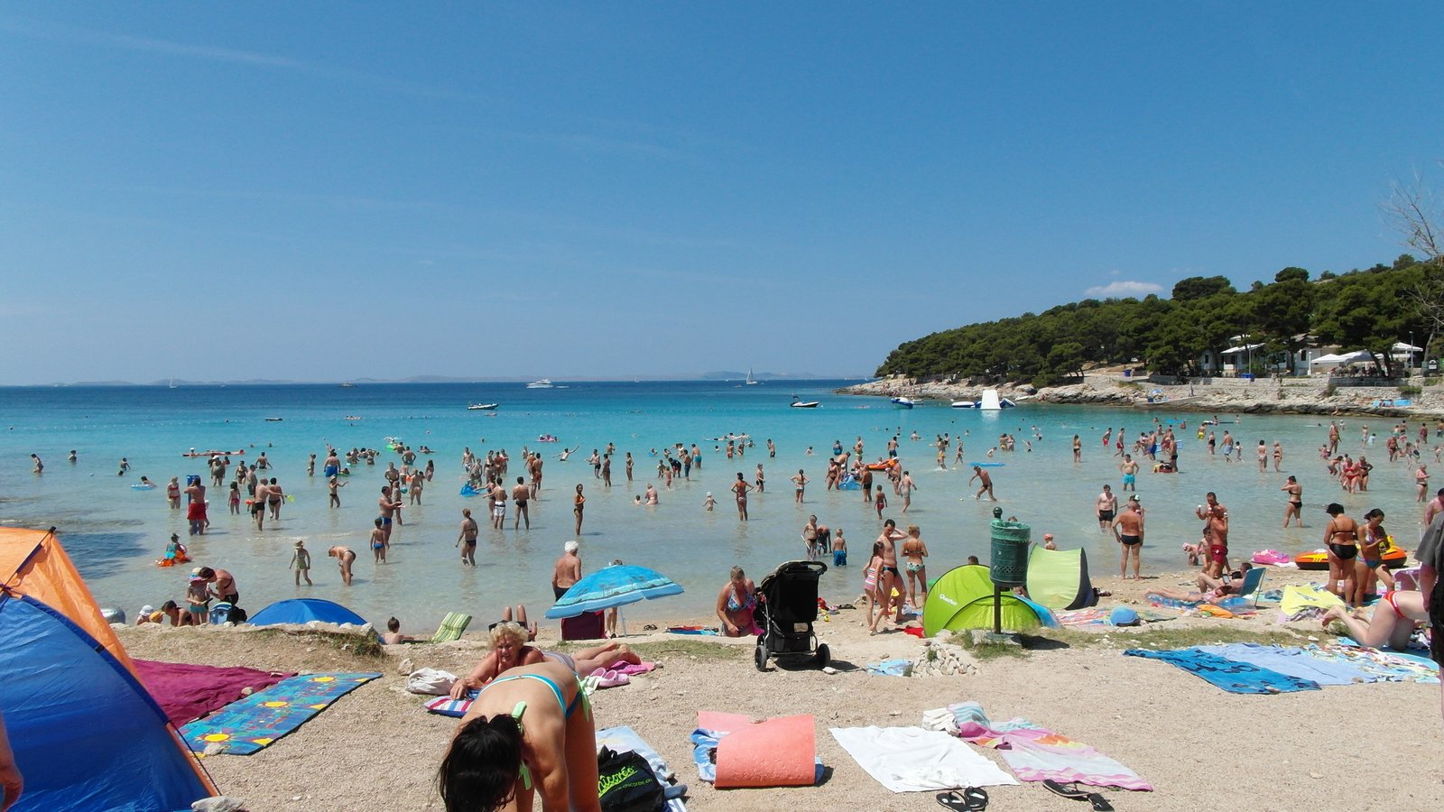 The Garden Bay (Tisno)
