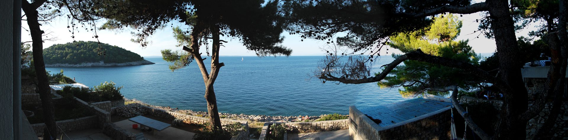Valdarke Bay